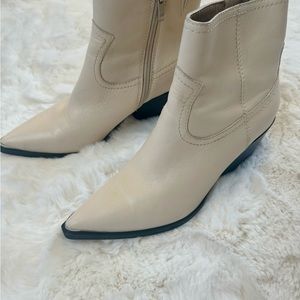 Paige LUCY Boot Bone Leather Ankle Boot Zipper 8.5